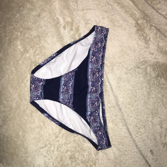 BRAZILIAN STYLE SWIMSUIT BOTTOMS!! - Picture 1 of 2